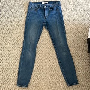 Gap True Skinny Jeans